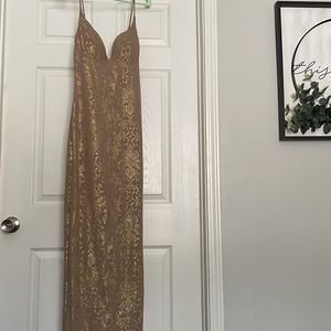 NWT- womens honey and Rosie gold patterned dress/gown- Sz L